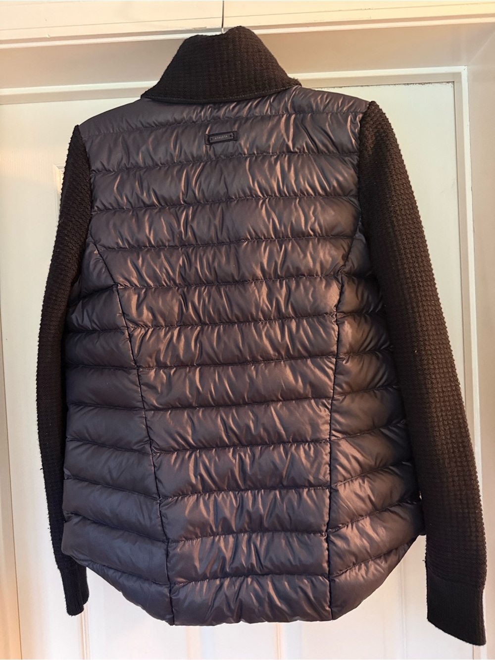 Athleta Responsible Down Waffle Knit Puffer Jacket Navy Blue Medium - Picture 4 of 10